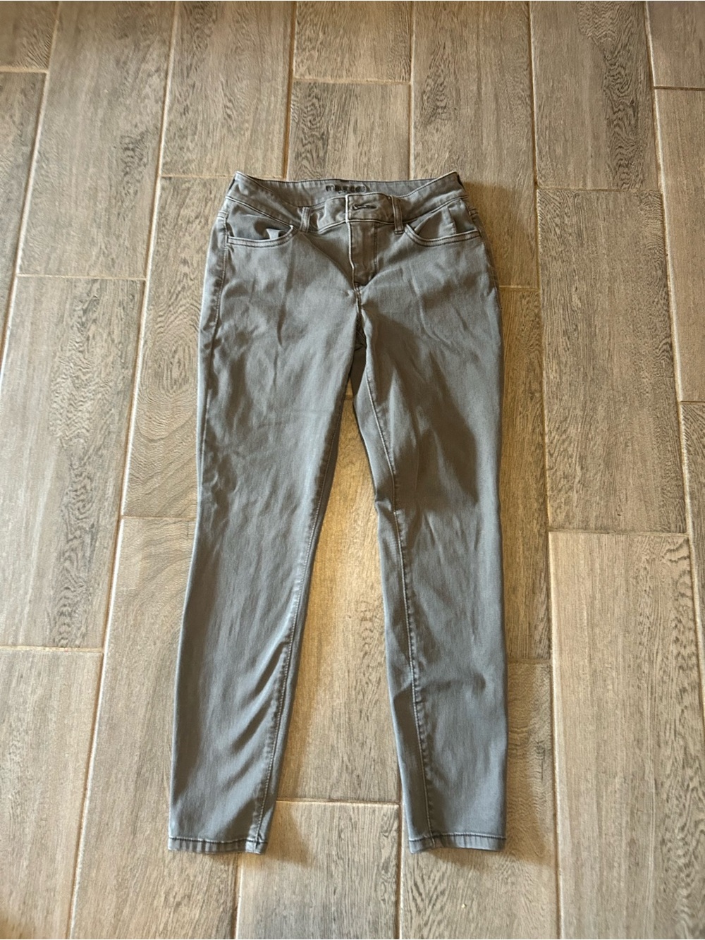 Maurices Charcoal Straight-Leg Pants - size small short